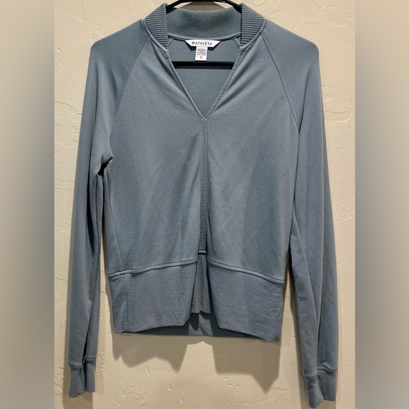 ATHLETA *NWOT* Eastbound Sweatshirt - Picture 3 of 8